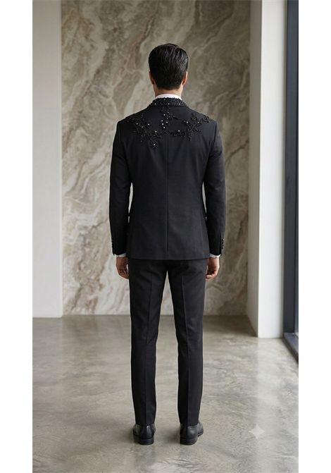 Smoking Uomo Luxury Total Black  Abito da Cerimonia 3 Pezzi con Cristalli, Gilet e Papillon Coordinato RAbin | Abiti | ABITO SWARISKY NERONERO